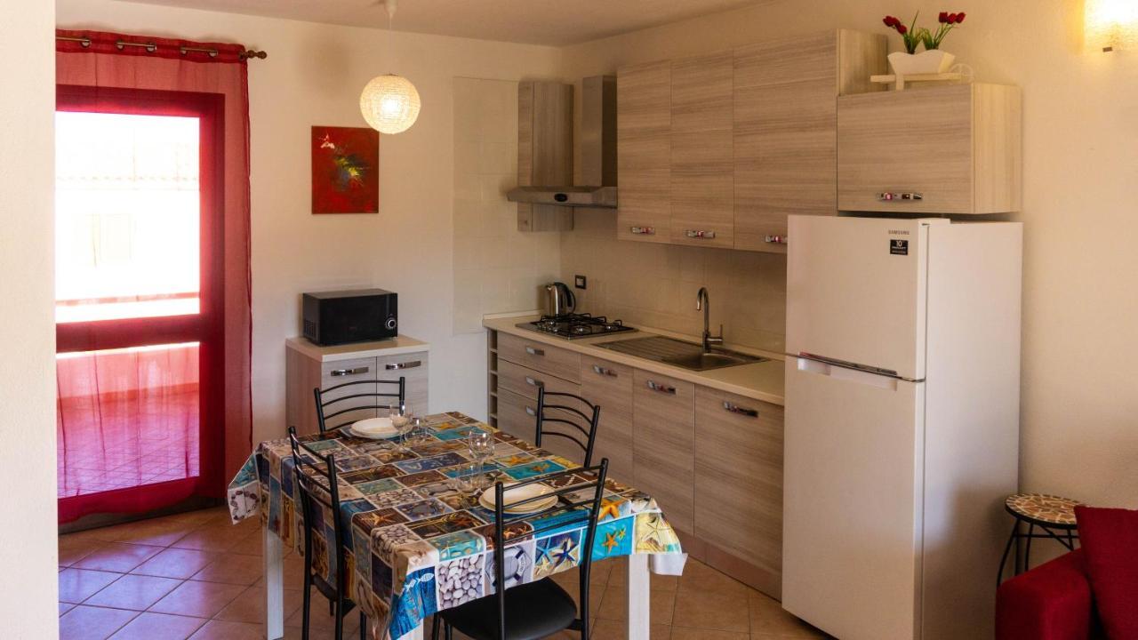 Appartamento Sette Posti Vicino Al Centro Di San Teodoro San Teodoro  Exterior foto